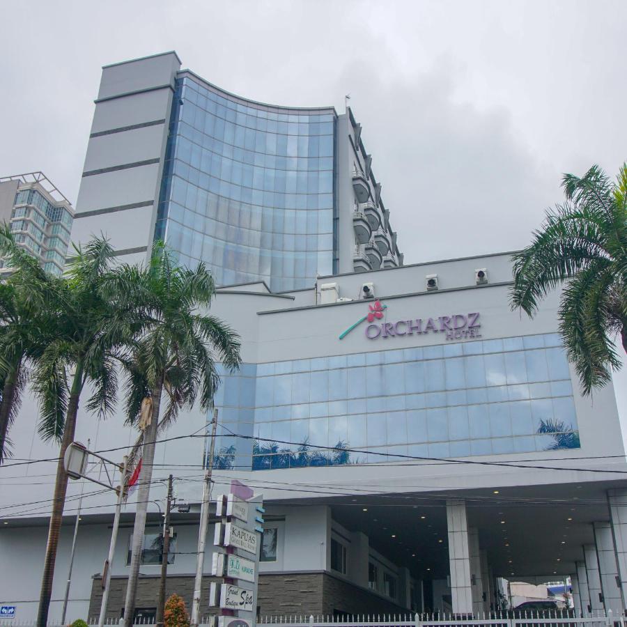 Orchardz Hotel Industri Jakarta Kemayoran Eksteriør bilde