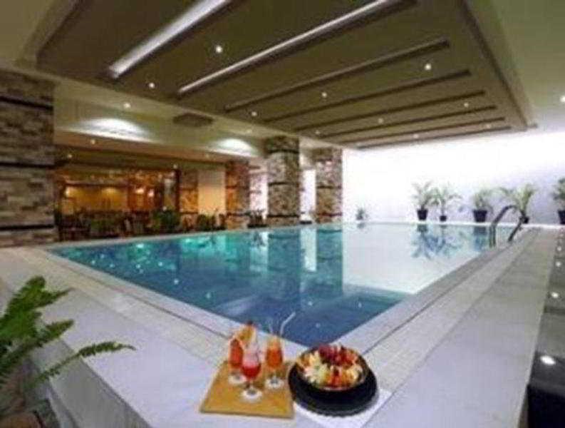 Orchardz Hotel Industri Jakarta Kemayoran Eksteriør bilde